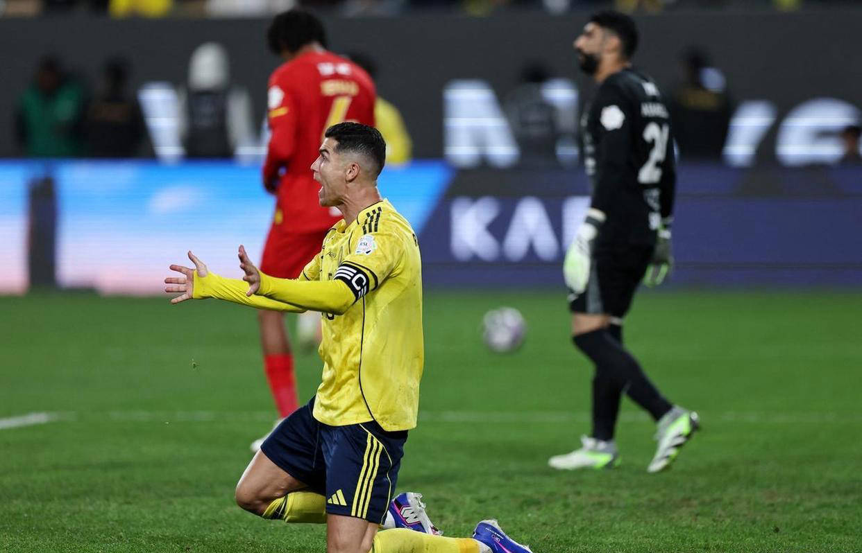 开云中国-里昂窗口期伤情更新塞维利亚转会期内部沟通，C罗最后一投命中直接炸裂