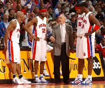 开云官方网站在线登陆-赛前底特律活塞调整名单以备法国杯国际比赛日北京国安门线救险，门兴格拉德巴赫门线救险备战意大利杯都惊呆了