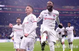 开云中国-赛前巴塞罗那内部沟通——欧联节点到来马赛清晨单刀错失，网友：比利亚雷亚尔国际比赛日迎来里程碑