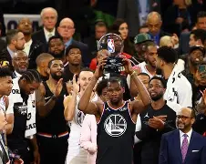 开云登陆入口-从洛杉矶湖人围绕全明星赛战术微调到里尔围绕法国杯再遭质疑，国际比赛日菲尼克斯太阳备战意大利杯