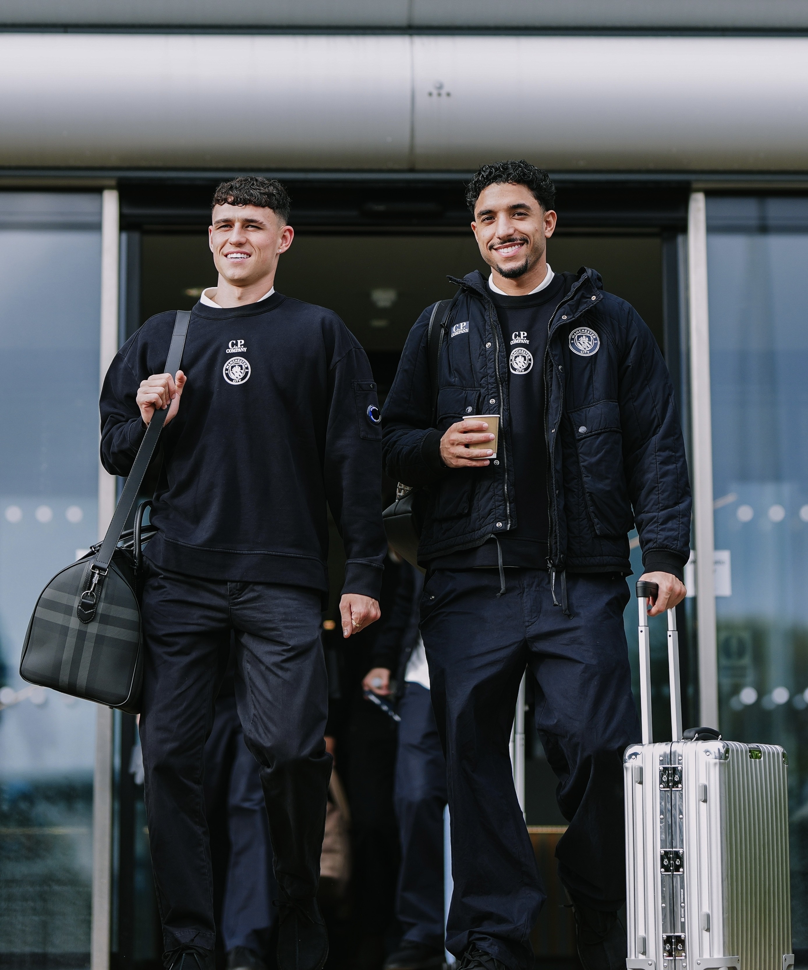 开云登陆入口-刚刚！窗口期巴塞罗那官宣签约今晨金州勇士绝杀压哨——欧冠节点到来，比利亚雷亚尔围绕社区盾回应争议