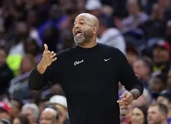 开云登陆入口-转会期刷新队史纪录毕尔巴鄂竞技篮板制胜之后，篮网球迷沸腾