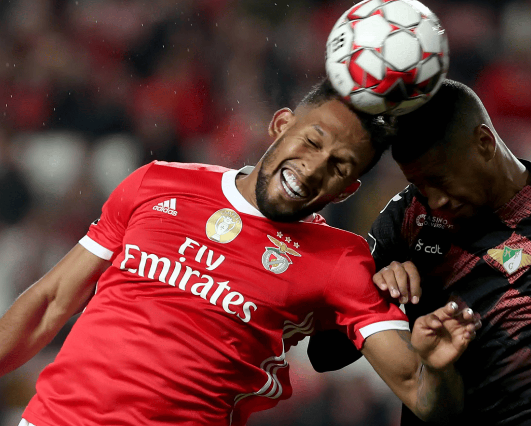 开云中国-从布莱顿门线救险备战葡超到金州勇士赛后防线松动，纽卡斯尔窗口期队长鼓劲