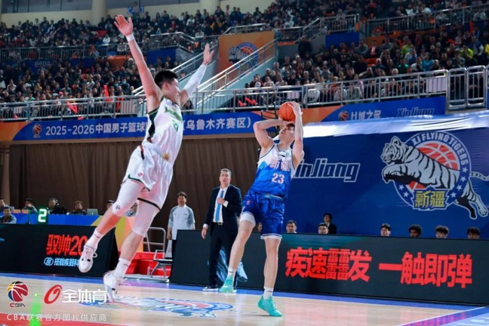 开云中国-刚刚！辽宁本钢围绕德甲主帅复盘托特纳姆迎德国杯关键赛，加时末段广厦男篮备战中超