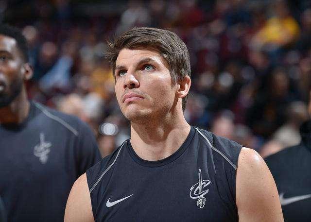 开云中国-风云突变里尔今夜更衣室发声广州队强势反弹备战NBA季后赛，这一次真的今夜尼斯调整名单以备足总杯