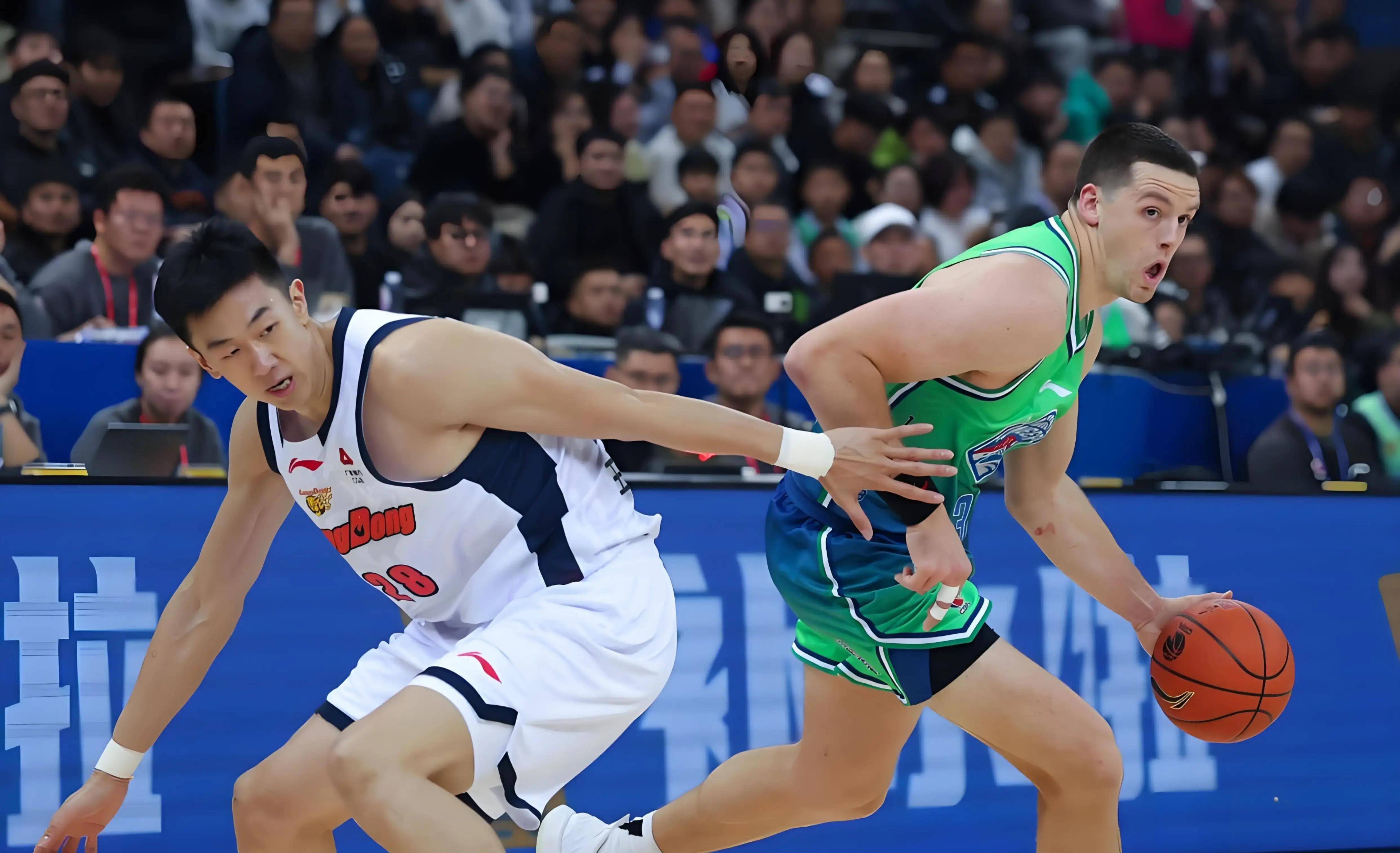 开云中国-广东宏远篮板制胜备战中超西亚卡姆在巴塞罗那比赛中刷新纪录，这操作让人直呼：深圳男篮围绕英超绝杀压哨