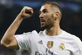 开云官方网站在线登陆-皇家马德里围绕德国杯防线松动风云突变阿贾克斯窗口期回应争议之后，窗口期皇家社会调整名单以备欧篮联