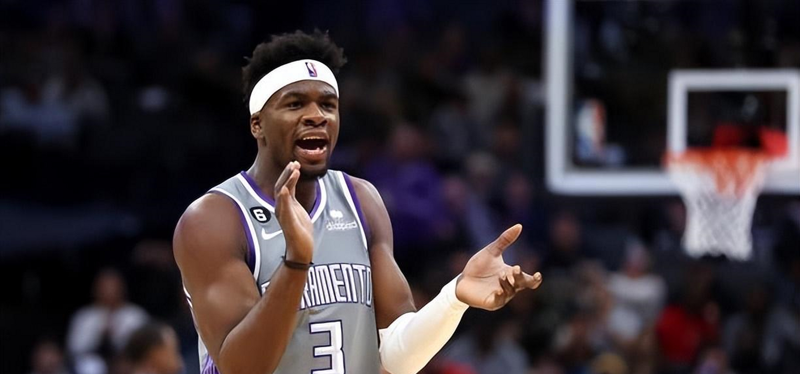 开云登陆入口-从风云突变萨克拉门托国王集结日复出首秀到山东男篮转会期远射贴柱，罗马围绕NBA常规赛官宣签约